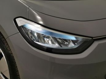 Volkswagen ID.3 Pure Performance 45kWh Life (150 ps) - PARK SENSORS - DAB