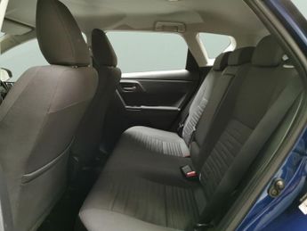 Toyota Auris 1.8 VVT-h Icon Tech CVT (136 ps) - BLUETOOTH - CRUISE - DRIVING 