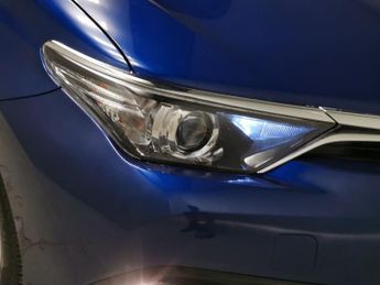 Toyota Auris 1.8 VVT-h Icon Tech CVT (136 ps) - BLUETOOTH - CRUISE - DRIVING 