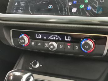 Audi Q3 2.0 TFSI 40 Sport S Tronic quattro (190 ps) - LANE DEPARTURE  - 