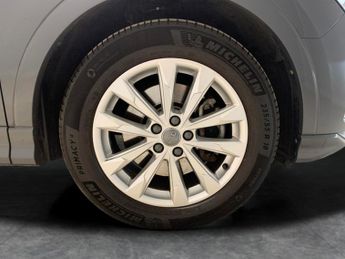 Audi Q3 2.0 TFSI 40 Sport S Tronic quattro (190 ps) - LANE DEPARTURE  - 