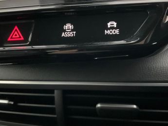Volkswagen ID.3 Pro Performance 58kWh Life (204 ps) - ACTIVE LANE ASSIST - LED -