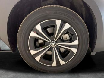 Toyota Bz4x 71.4kWh Motion (11kW OBC) (204 ps) - SURROUND VIEW - LED - REVER
