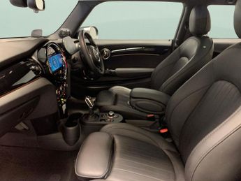 Mini Electric Hatch Cooper SE 32.6kWh Level 3 (184 ps) - AUTO PARK - LED - REVERSE C