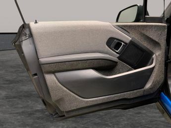 BMW i3 42.2kWh (170 ps) - CARPLAY - LED - HEATED SEATS