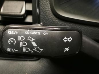 Skoda Karoq 2.0 TDI SE L DSG (116 ps) - SMARTLINK - REVERSE CAM - NAV