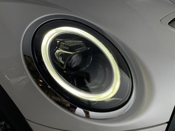 Mini Electric Hatch Cooper SE 32.6kWh Level 2 (184 ps) - INTERIOR LIGHT PACK - NAVIG