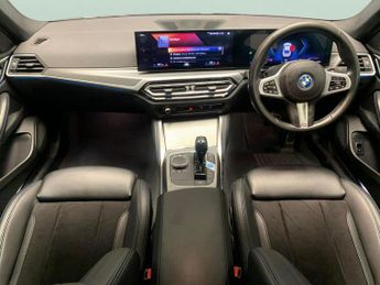 BMW i4 40 83.9kWh M Sport Gran Coupe eDrive (340 ps) - AIR CON - DAB