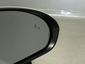 Hyundai Ioniq 38.3kWh Premium SE (136 ps) - LED - REVERSE CAM - NAV