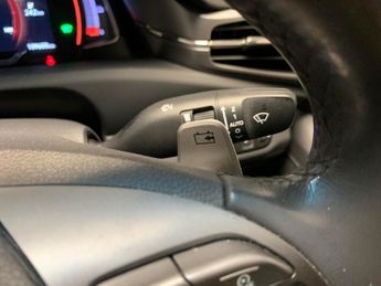 Hyundai Ioniq 38.3kWh Premium SE (136 ps) - LED - REVERSE CAM - NAV