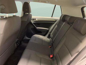 Volkswagen E-golf 35.8kWh e-Golf (136 ps) - LED - BLUETOOTH - PARK SENSORS