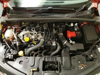 Renault Captur 1.3 TCe Iconic EDC (130 ps) - SPEED LIMIT RECOG - 17IN ALLOYS