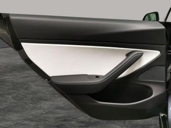 Tesla Model 3 (Dual Motor) Performance 4WDE (Performance Upgrade) (449 bhp) - 
