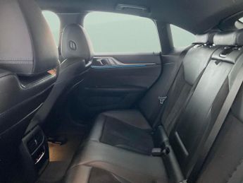 BMW i4 40 83.9kWh M Sport Gran Coupe eDrive (340 ps) - AUTO PARK - LED