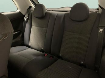 Fiat 500e 42kWh Icon (118 ps) - KEYLESS START - DAB - USB AUDIO
