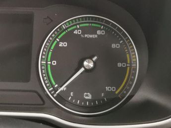 MG MG ZS 44.5kWh Exclusive (143 ps) - CARPLAY - KEYLESS ENTRY - LED