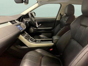 Land Rover Range Rover Evoque 2.0 TD4 SE Tech 4WD (180 ps) - COLLISION WARNING  - LED - NAV