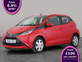 Toyota AYGO 1.0 VVT-i x-play (71 ps) - SPLIT FOLDING REAR SEATS - ISOFIX