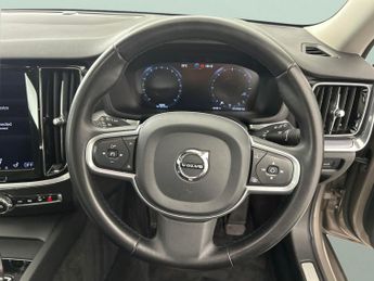 Volvo V60 2.0 B4 MHEV Momentum (197 ps) - LANE DEPARTURE  - B PILLAR VENTI