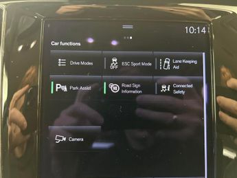 Volvo V60 2.0 B4 MHEV Momentum (197 ps) - LANE DEPARTURE  - B PILLAR VENTI