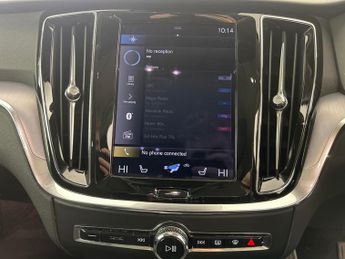 Volvo V60 2.0 B4 MHEV Momentum (197 ps) - LANE DEPARTURE  - B PILLAR VENTI