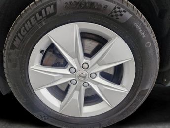 Volvo XC60 2.0 B4 MHEV Momentum AWD (197 ps) - B PILLAR VENTILATION - BLUET