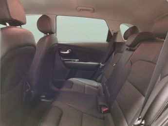 Kia Niro 1.6h GDi 2 DCT (139 bhp) - PARK SENSORS - AUTO HEADLIGHTS - DAB