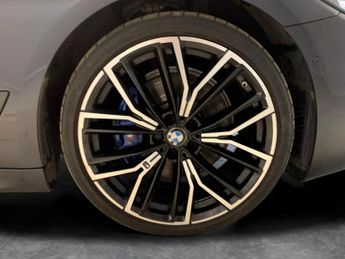 BMW 5 Series 2.0 520d MHT M Sport Touring Steptronic (190 ps) - SUN PROTECTIO