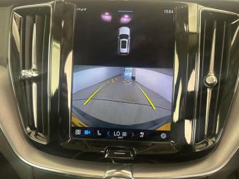 Volvo XC60 2.0 B4 MHEV Momentum AWD (197 ps) - BLUETOOTH - KEYLESS START