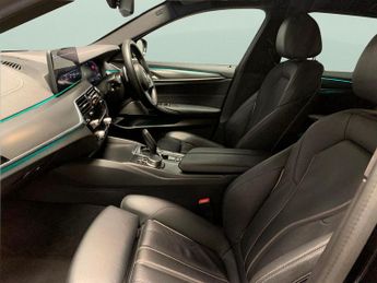 BMW 5 Series 2.0 520d MHT M Sport Touring Steptronic (190 ps) - SUN PROTECTIO