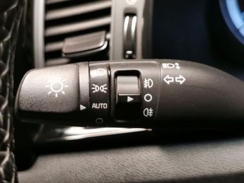 Kia Niro 1.6h GDi 2 DCT (139 bhp) - PARK SENSORS - AUTO HEADLIGHTS - DAB
