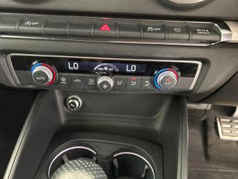 Audi A3 1.0 TFSI 30 S line Sportback S Tronic (116 ps) - DRIVING MODES