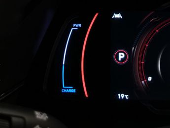 Hyundai Ioniq 38.3kWh Premium (136 ps) - REVERSE CAM - NAV - HEATED SEATS
