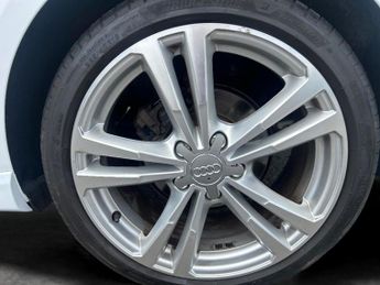 Audi A3 1.0 TFSI 30 S line Sportback S Tronic (116 ps) - DRIVING MODES