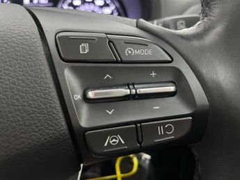 Hyundai i30 1.0 T-GDi MHEV SE Connect DCT (120 ps) - CRUISE - DRIVING MODES
