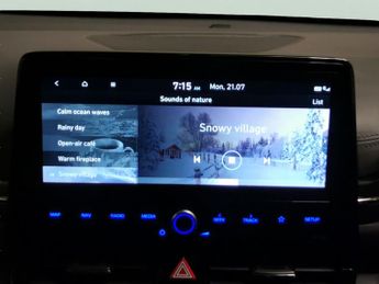 Hyundai Ioniq 38.3kWh Premium (136 ps) - REVERSE CAM - NAV - HEATED SEATS