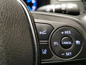 Toyota RAV4 2.5 VVT-h GPF Design CVT (218 ps) - LED - REVERSE CAM - NAV