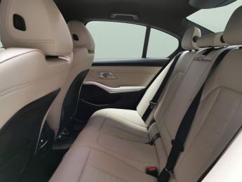 BMW 3 Series 2.0 320i M Sport (184 ps) - BMW SPORT AUTO - DRIVING MODES - PAD