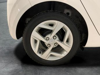 Hyundai i10 1.2 SE Connect (84 ps) - BLUETOOTH - AIR CON - DAB