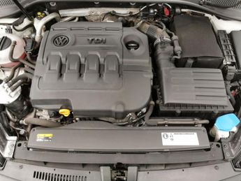 Volkswagen Golf 2.0 TDI BlueMotion Tech GTD DSG (184 ps) - BLUETOOTH - PADDLE SH