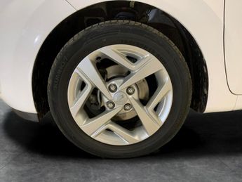 Hyundai i10 1.2 SE Connect (84 ps) - BLUETOOTH - AIR CON - DAB