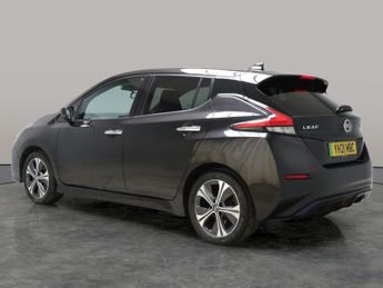 Nissan Leaf 40kWh N-Connecta (150 ps) - 17IN ALLOYS - AIR CON - KEYLESS STAR