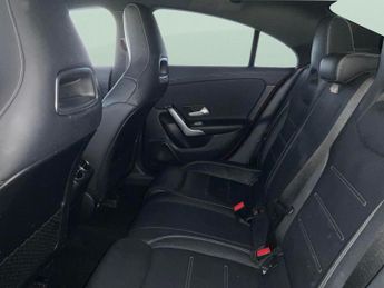 Mercedes-Benz CLA 2.0 CLA220 AMG Line Coupe 7G-DCT (190 ps) - HEATED SEATS - NAV