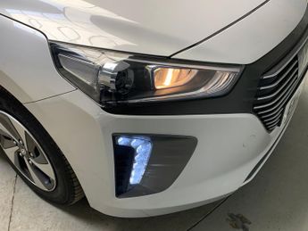 Hyundai Ioniq 1.6 h-GDi SE DCT (141 ps) - PADDLE SHIFT - CLIMATE CONTROL - PAR