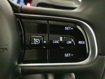 Fiat 500e 42kWh Icon (118 ps) - KEYLESS START - DAB - USB AUDIO