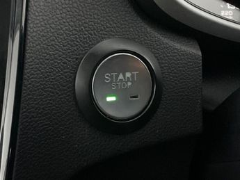 MG MG ZS 44.5kWh Excite (143 ps) - LANE DEPARTURE  - BLUETOOTH - DRIVING 