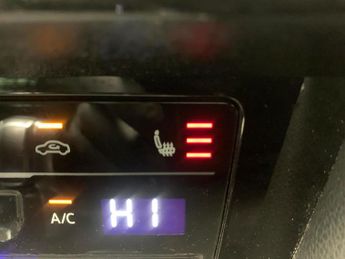 Volkswagen Passat 1.4 TSI 13kWh GTE Advance Plug-in DSG (218 ps) - HEATED SEATS