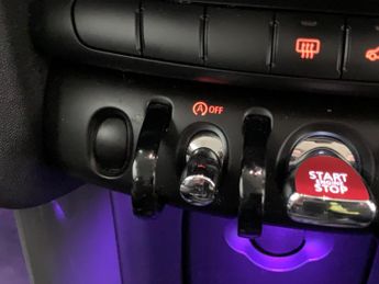 Mini Hatch 1.5 Cooper Classic Steptronic (136 ps) - DAB - USB AUDIO