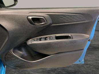 Hyundai i10 1.2 SE Connect (84 ps) - CLIMATE CONTROL - DAB - USB AUDIO