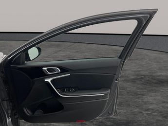 Kia Ceed 1.6 GDi 8.9kWh 3 Sportswagon Plug-in DCT (139 bhp) - 17IN ALLOYS